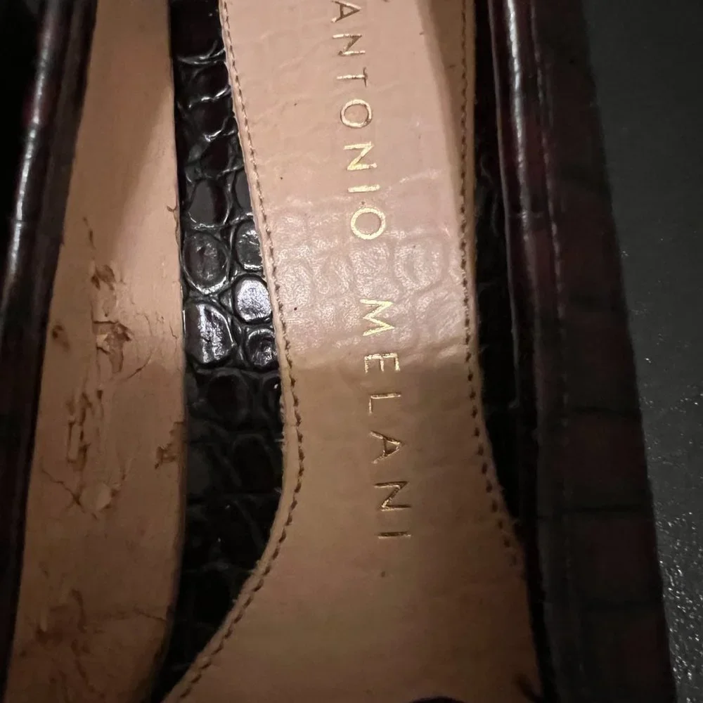 Antonio Melani slip on brown croc patterns size 6.5M